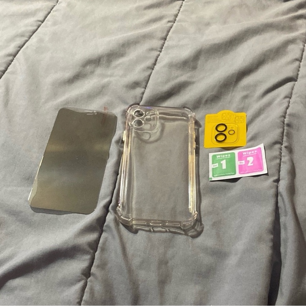 iPhone 11/xr phone case bundle